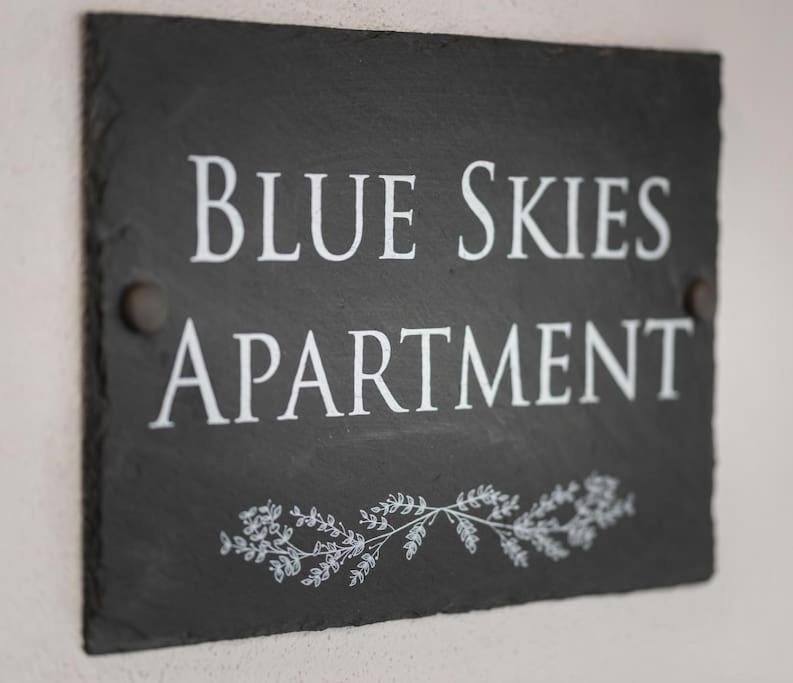 Blue Skies Apartment - Harbour Views トーキー エクステリア 写真